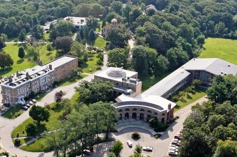 Hellenic-College-Holy-Cross-1.jpeg